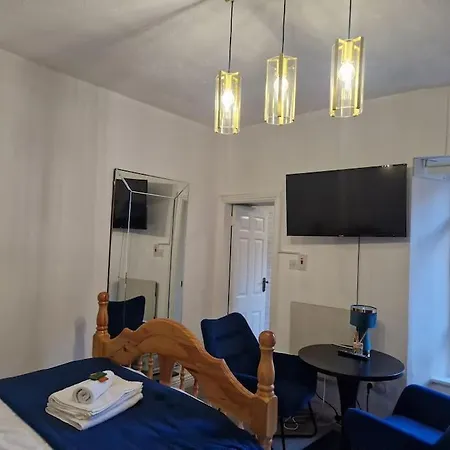 Ideal For Short Apartment *