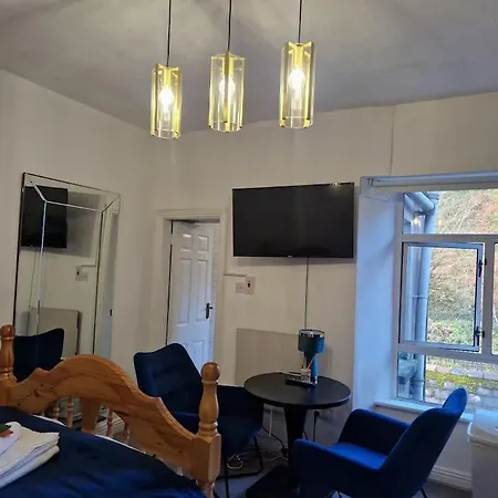Ideal For Short * Cork